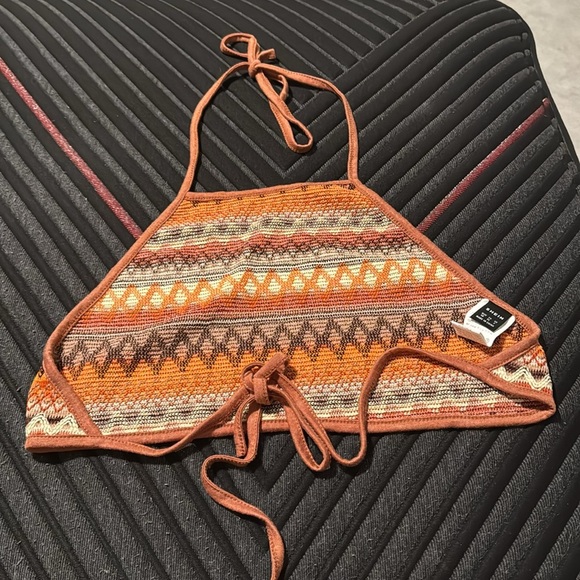 Colorful Patterned Halter Top - Picture 2 of 3